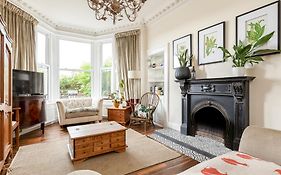 Stylish Victorian Apartment'S Close To The Botanical Gardens, Free Parking!