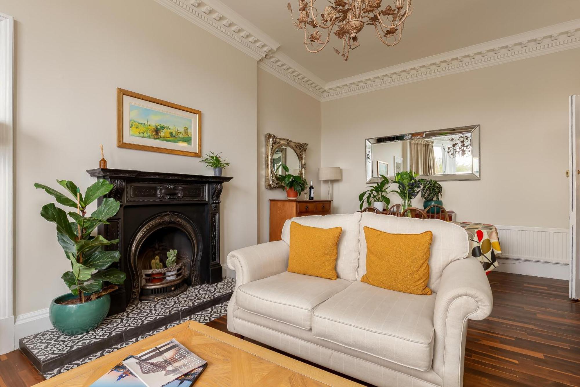 Stylish Victorian Apartment'S Close To The Botanical Gardens, Free Parking! 爱丁堡 外观 照片