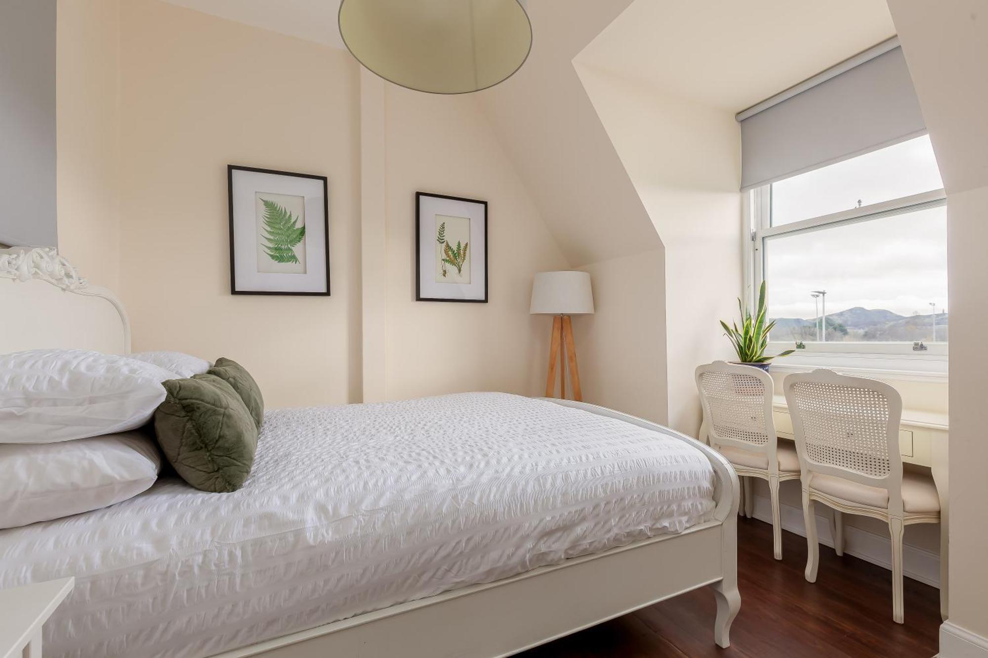 Stylish Victorian Apartment'S Close To The Botanical Gardens, Free Parking! 爱丁堡 外观 照片